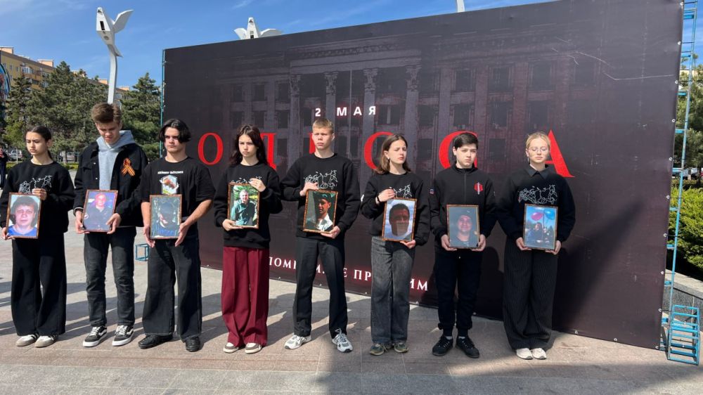 2 мая 2025 года в Мариуполе прошло важное возложение цветов в память о трагических событиях 2 мая 2014 года в Одессе