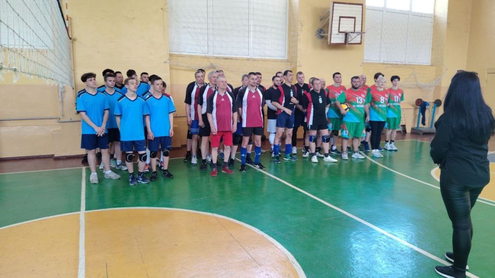03.05.2025 в г. Ждановка прошёл открытый турнир по волейболу среди мужских команд, посвящённый 80-летию Победы в Великой Отечественной войне
