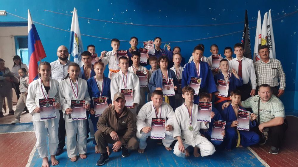 08   . ,     ,  80-           2012-2013 .