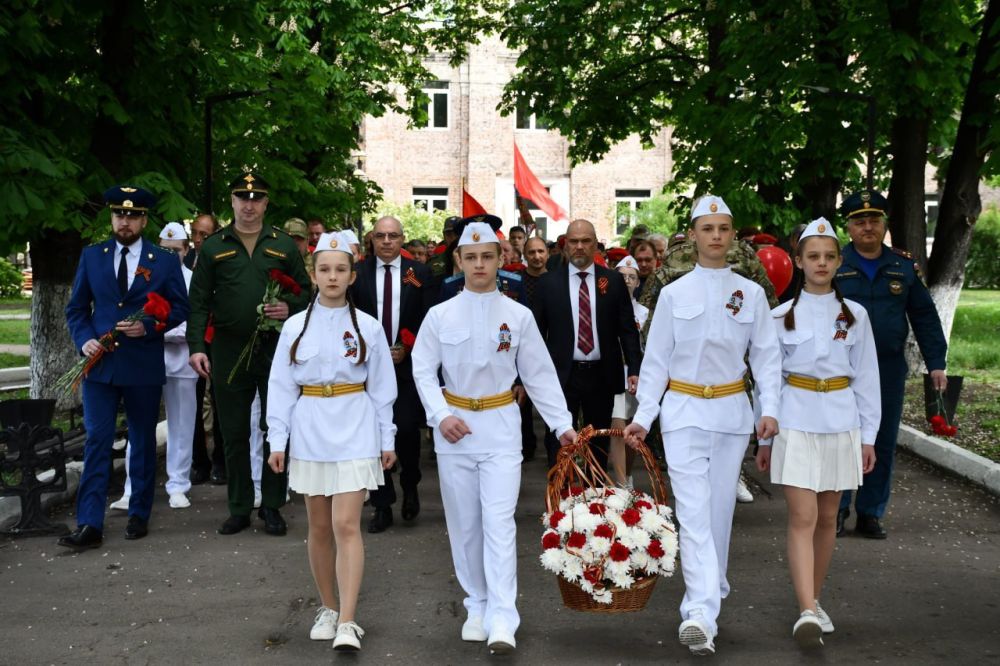 ������������� ����������� �� ������ 80-� ��������� ������ � ������� ������������� ����� ������ � ����� ������ ���������� - �� ����������� ������� - � ��������� ������ �����