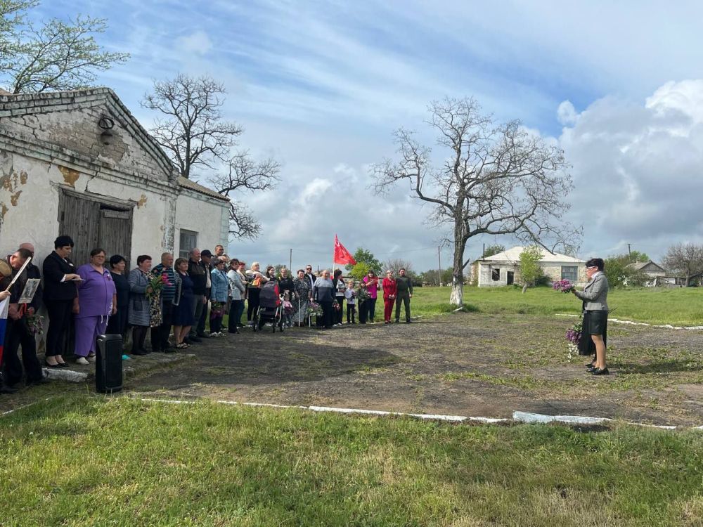 ������� �������: � ����� 80-����� ������� ������ � ����� ������-����������, ���������� � �������� ������������ ���������������� ������ ���������� ���������� ������ � ����������, ��������������� ������ ������ �����