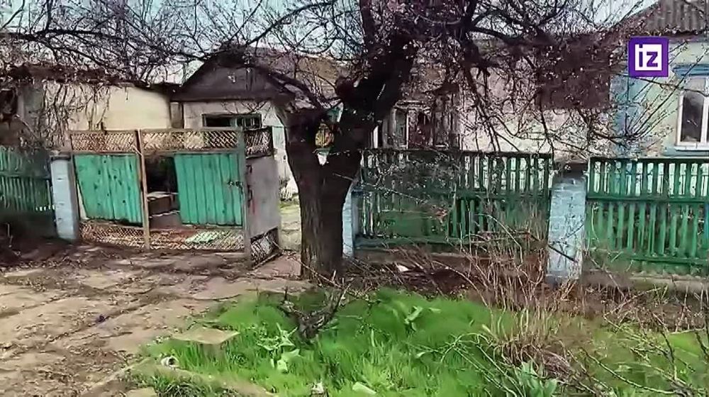 Крупный тайник украинских диверсантов с пулеметами, гранатометами и другим западным вооружением обнаружили в Курахово сотрудники УФСБ России по ДНР