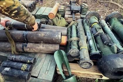 В Курахово нашли схрон украинских диверсантов с иностранным вооружением