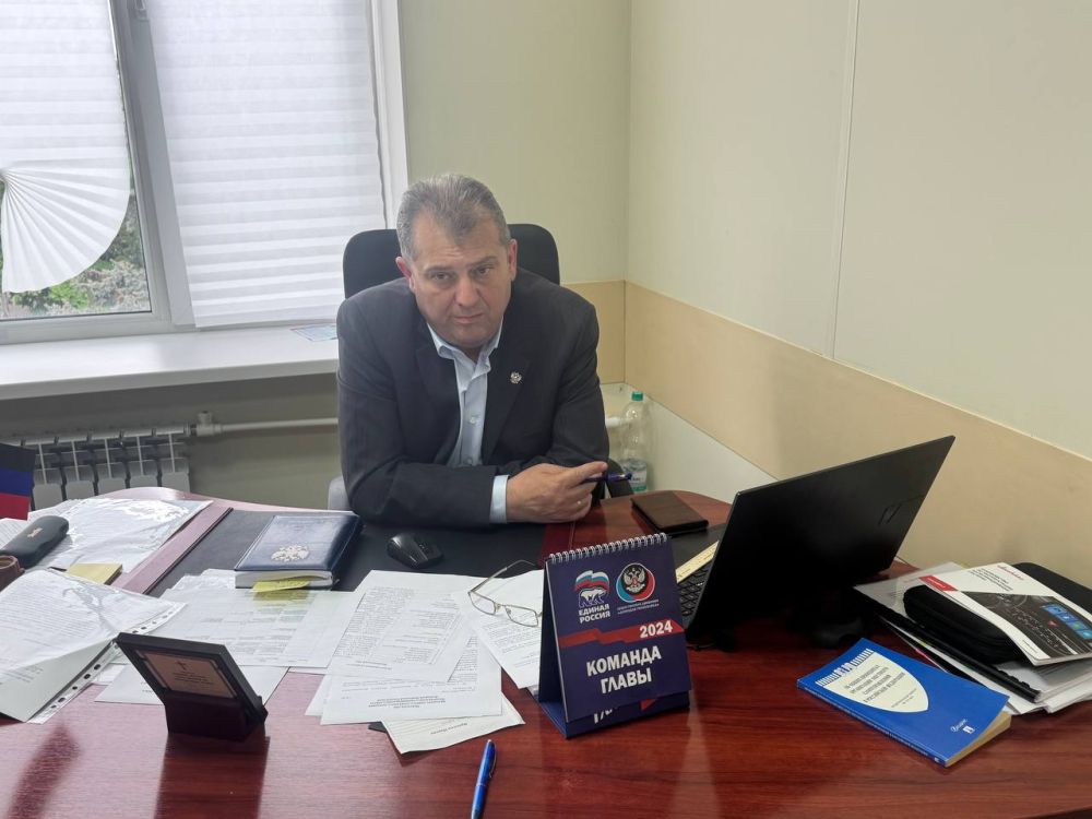 14052025 Председатель Волновахского муниципального совета Донецкой Народной Республики первого созыва, член партии &quot;Единая Россия&quot; Арсоев Таймураз Павлович провел прием граждан в г. Волноваха