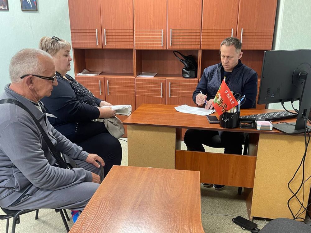 Сегодня провел очередной прием граждан