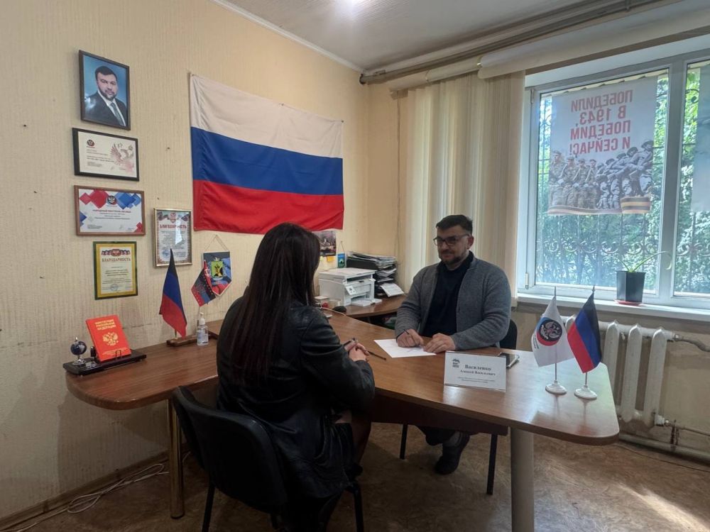 Депутат Шахтерского муниципального совета ответил на вопросы жителей в Ждановке