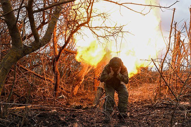 Минобороны России рассказало о ходе взятия под контроль Вольного Поля в ДНР