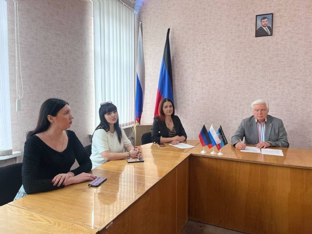 �������, 16 ���, � ����������-��������� ��������������� ������ ���������� ������ �������� ���������� �������� �������� ���������� ��������� ��������� ������������� �������� ��������� ����������