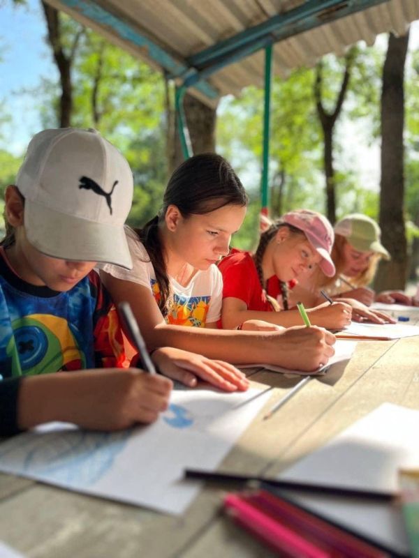 Игорь Лызов: 100 детей из Амвросиевки отправятся в оздоровительный лагерь благодаря ЕАО