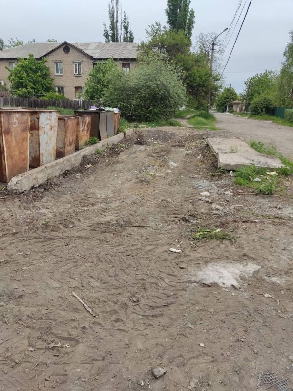 В Ждановке продолжается ликвидация стихийных свалок