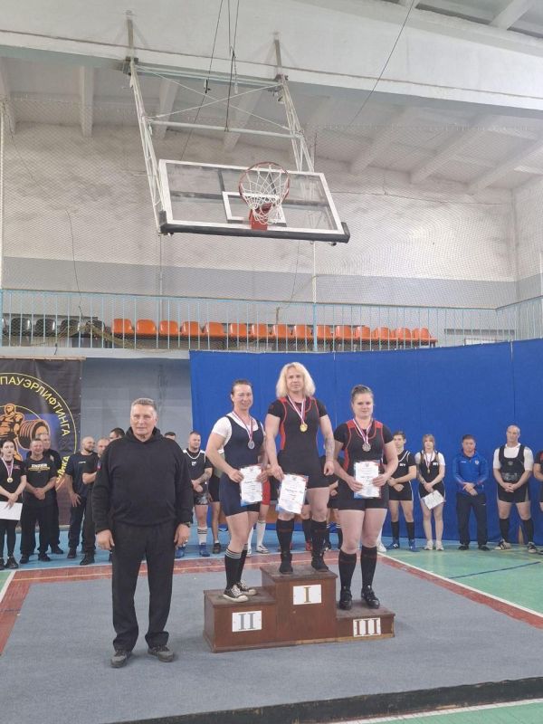 Подведены итоги Чемпионата и Открытого первенства ДНР по пауэрлифтингу