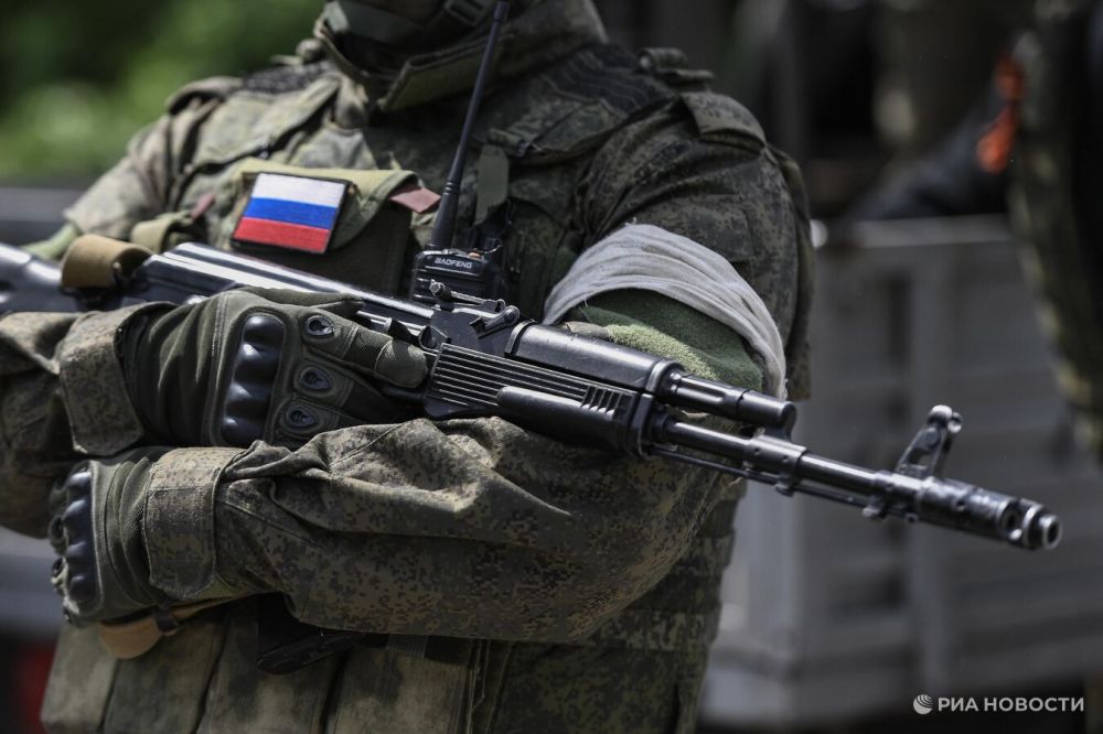 ВС России расширяют зону контроля в районе Редкодуба в ДНР, заявил Марочко