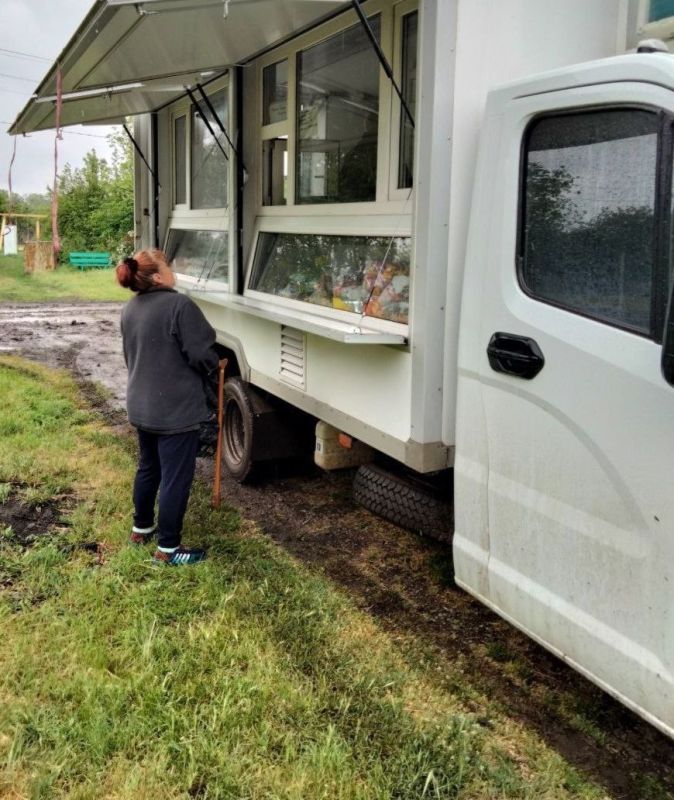 Минпромторг ДНР организовал выезд автомагазинов в отдаленные населенные пункты городских округов Донецк, Докучаевск, Горловка, Макеевка, Харцызск, а также на территории Авдеевки, Волновахского, Володарского, Старобешевского...