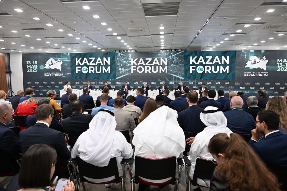 Глава ДНР Денис Пушилин и советник Президента РФ Антон Кобяков договорились о взаимодействии, направленном на развитие конгрессно-выставочной деятельности региона