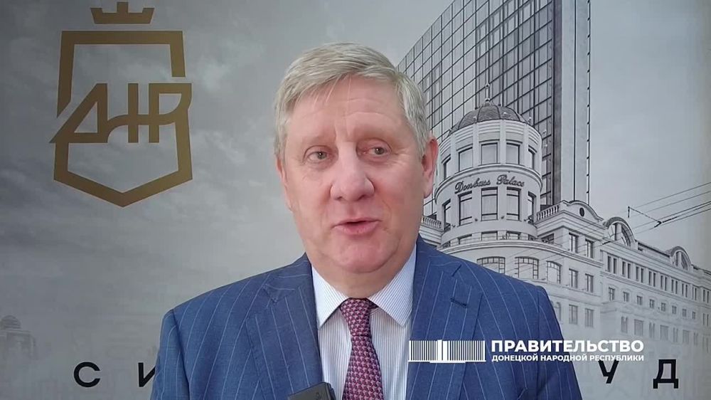 Андрей Чертков: Сегодня в школах Республики звенят Последние звонки