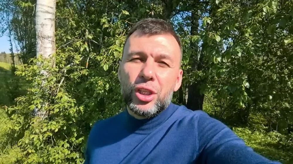 Денис Пушилин: Поздравляю школьников Донецкой Народной Республики с окончанием учебного года!