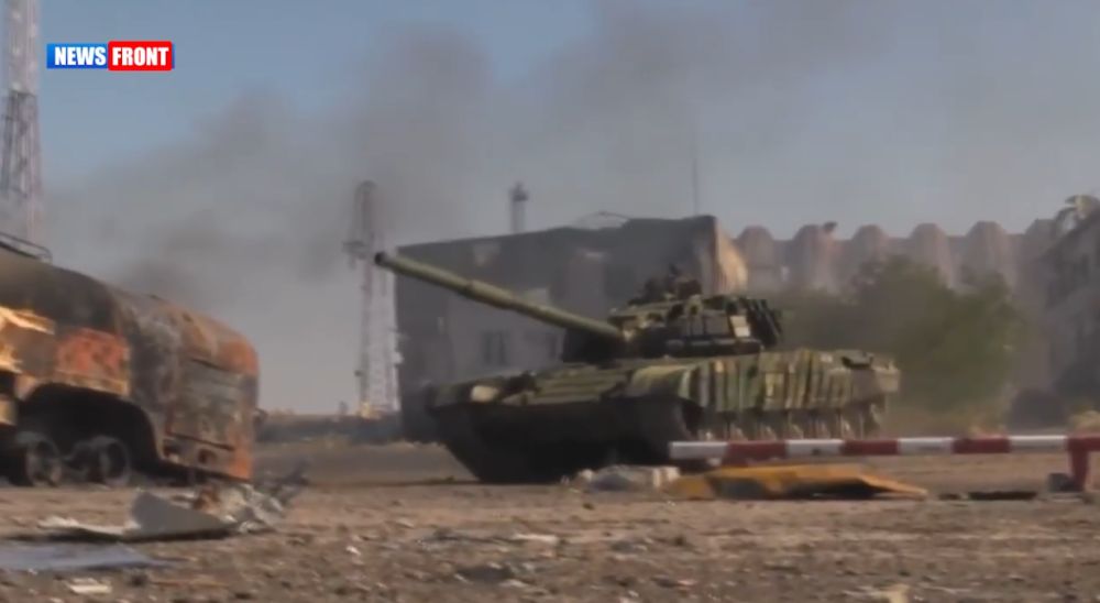 Памяти героям-ополченцам, давшим отпор украинским боевикам в боях за аэропорт Донецка