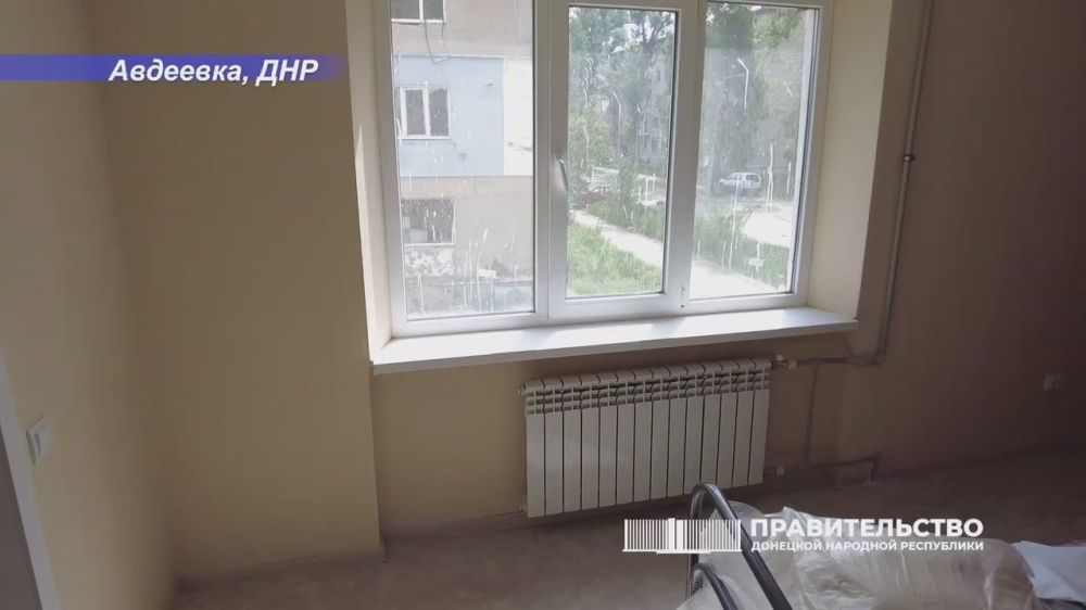 Андрей Чертков: Заселяем еще один восстановленный дом в Авдеевке