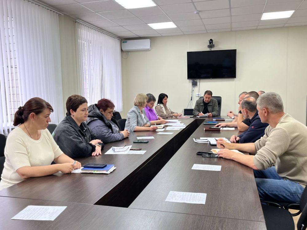 Константин Зинченко: Провел заседание Местного политического совета Волновахского местного отделения Всероссийской политической Партии «Единая Россия»