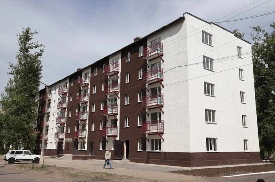 «В город возвращается жизнь!»: в Авдеевке продолжают восстанавливать многоквартирные дома