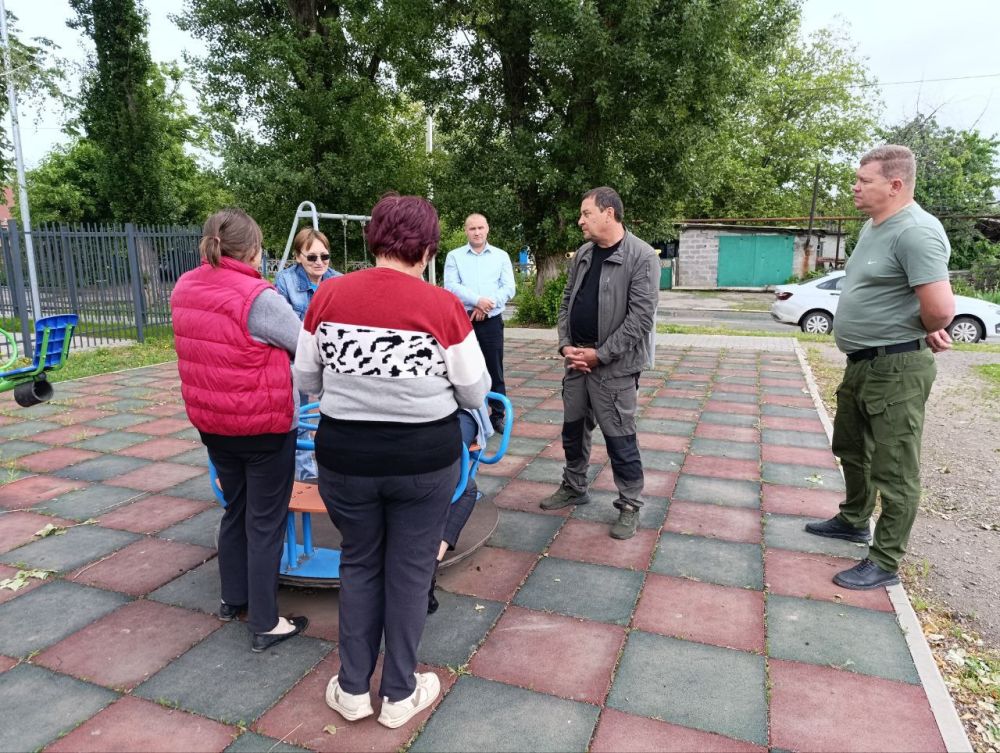 Константин Зинченко: Встретился с жителями м-рн