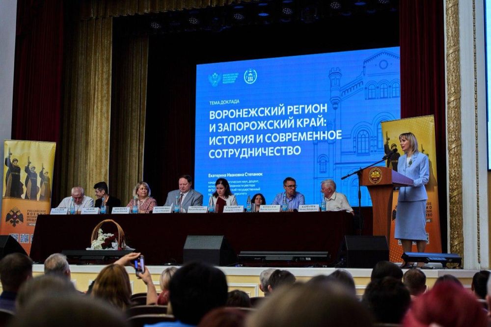 ������ ��������� � ��������� �������� ������� ������� � ����������� � 300-����� ����������� ��������