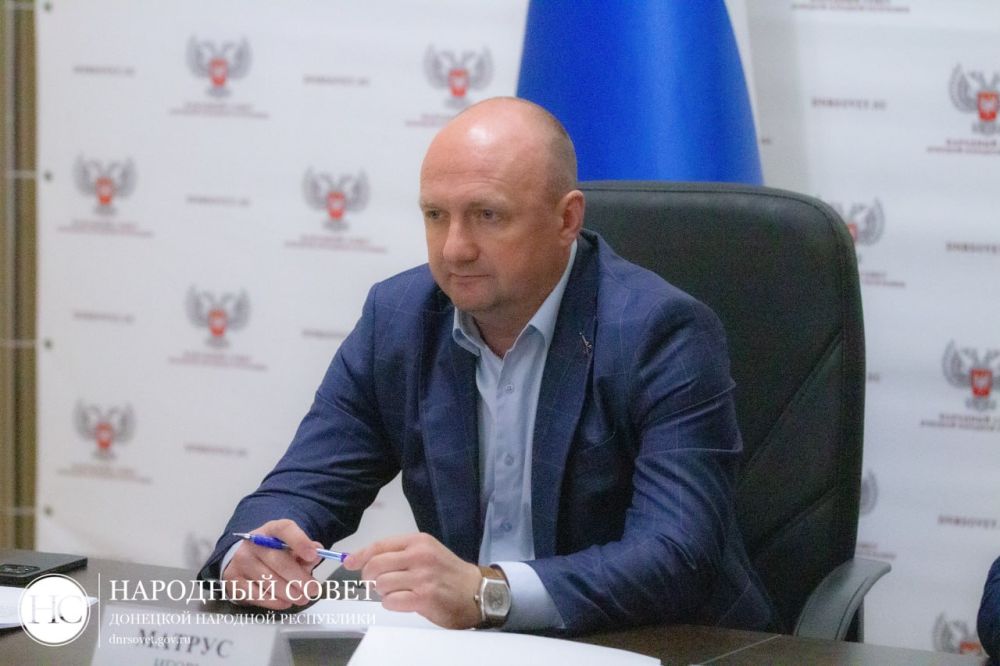 ������ � �����������������: � �������� ������ �������� ������������ ��������� ������������� ����