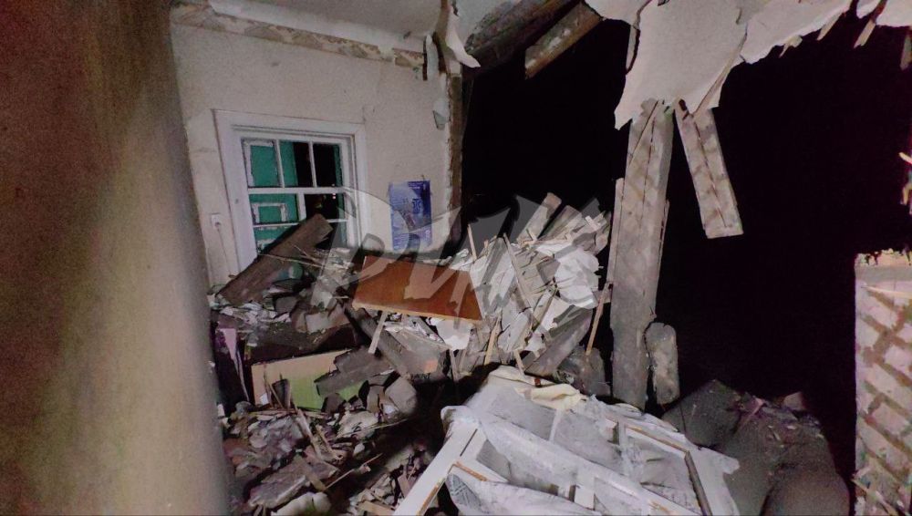 Иван Приходько: Последствия артиллерийского удара по посёлку Соледарка (Калининский район Горловки) с позиций украинских террористов