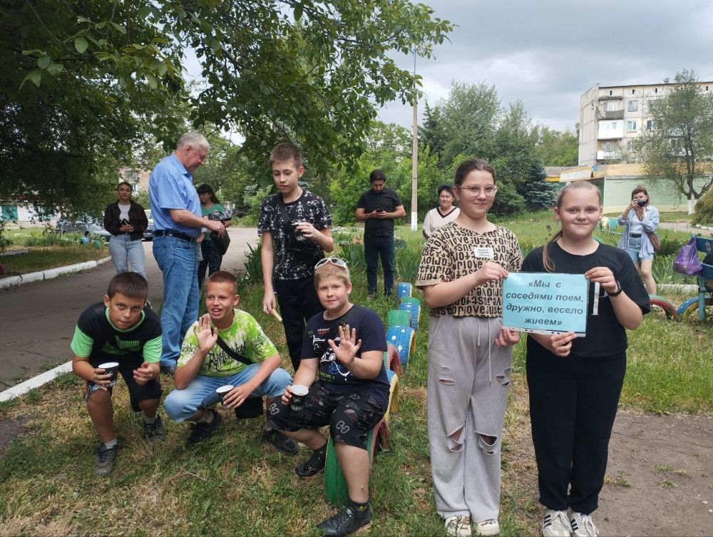 В Ждановке прошёл праздник, посвящённый Международному дню соседей