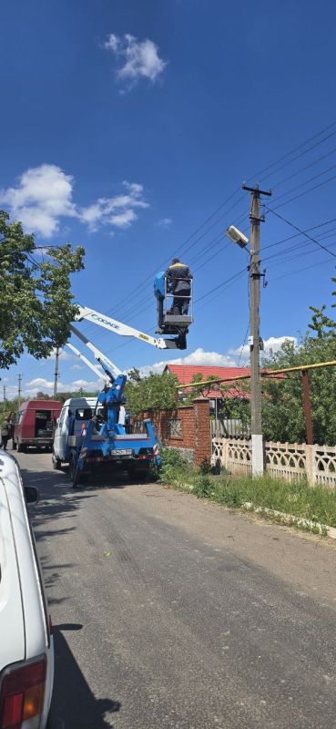 Сергей Юзвинкевич: Во исполнение поручения Главы Донецкой Народной Республики Пушилина Дениса Владимировича в Володарском муниципальном округе продолжается ремонт и расширение сети уличного освещения