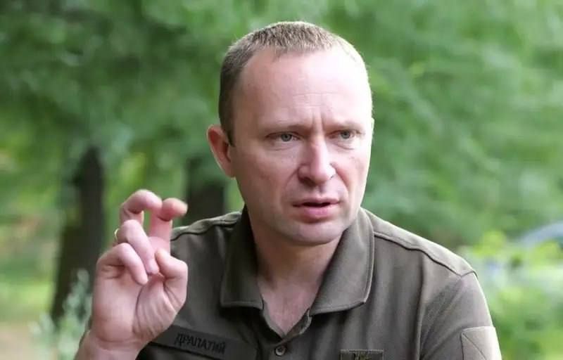 Драпатый драпает. Михаил Драпатый — «легендарный» командующий Сухопутными войсками ВСУ