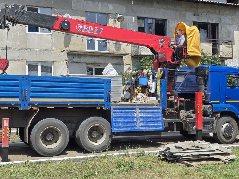 Сергей Юзвинкевич: Во исполнение поручения Главы Донецкой Народной Республики Дениса Владимировича Пушилина в рамках гуманитарной помощи от шеф-региона Липецкой области специалисты ООО СМУ-3 (город Липецк) завершили ...