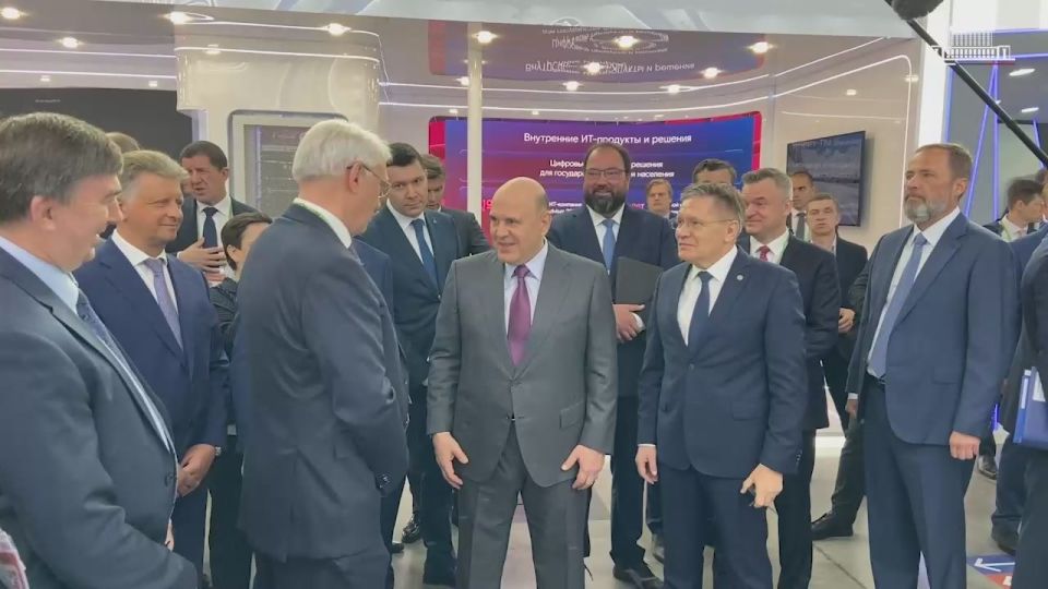 Свои новейшие технологические наработки презентовали «Росатом», ПАО «Аэрофлот» и ПАО «Северсталь»