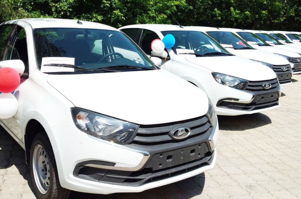 Девять пострадавших на производстве жителей ДНР получили авто от Соцфонда