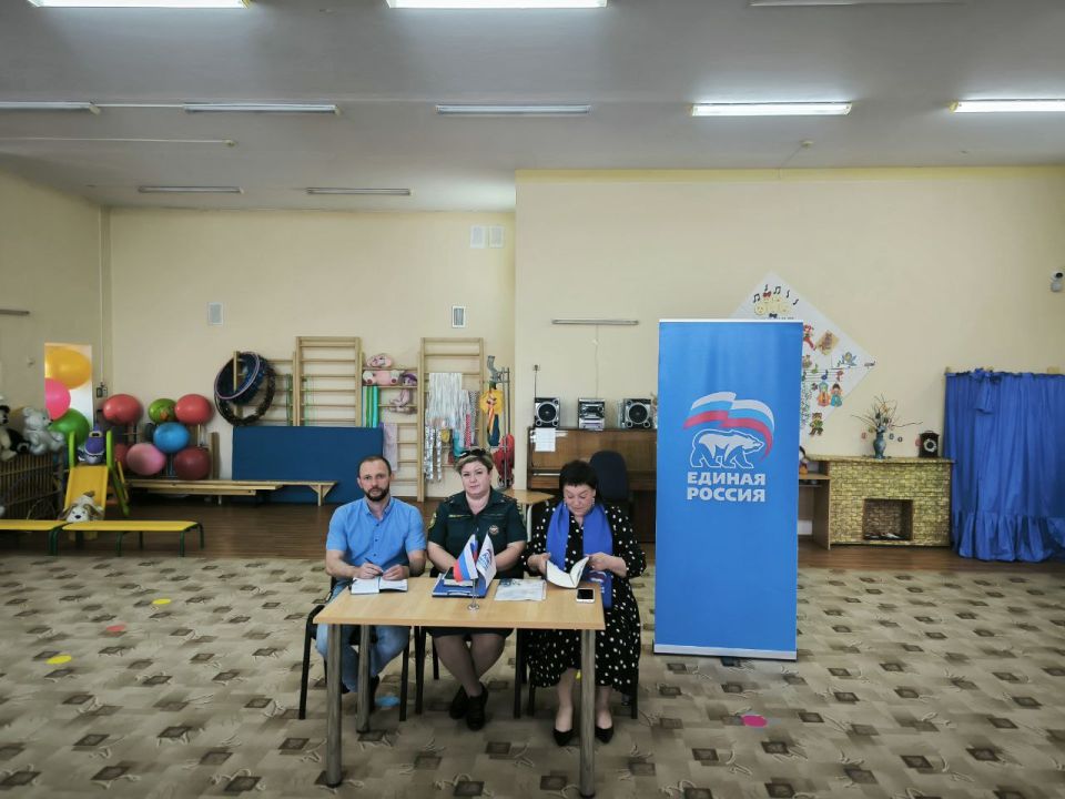 Встречи с трудовым коллективом в Ленинском районе города Донецка продолжаются