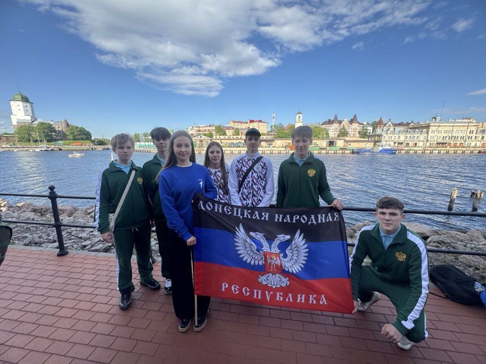 Юрий Мартынов: Команда нашей Республики со 2 по 8 июня принимает участие во Всемирных играх юных соотечественников и ШОС-2025, которые проходят в Ленинградской области