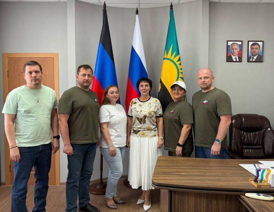 Валентина Харлашка: 2 июня в Макеевском городском совете прошла встреча с депутатами Думы города Ханты-Мансийска