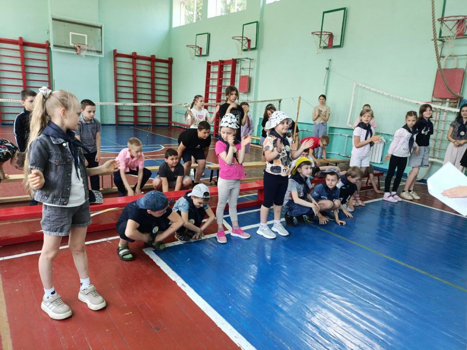 В семи школах Ясиноватой поселилось лето