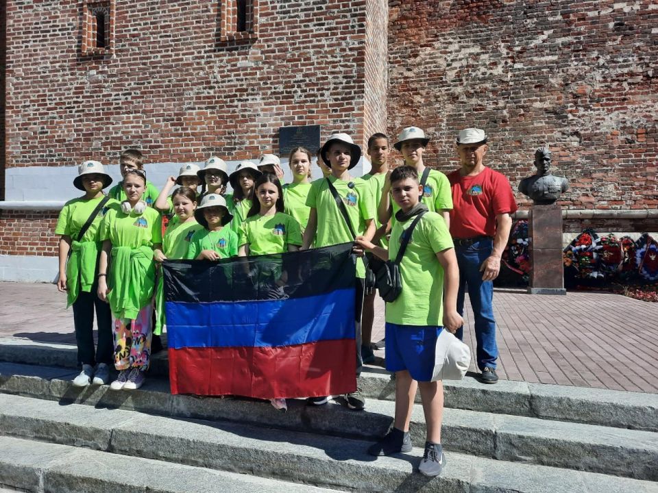 Ребята из ДНР участвуют в международном спортивно-туристском слете «Наш вектор» в Смоленской области