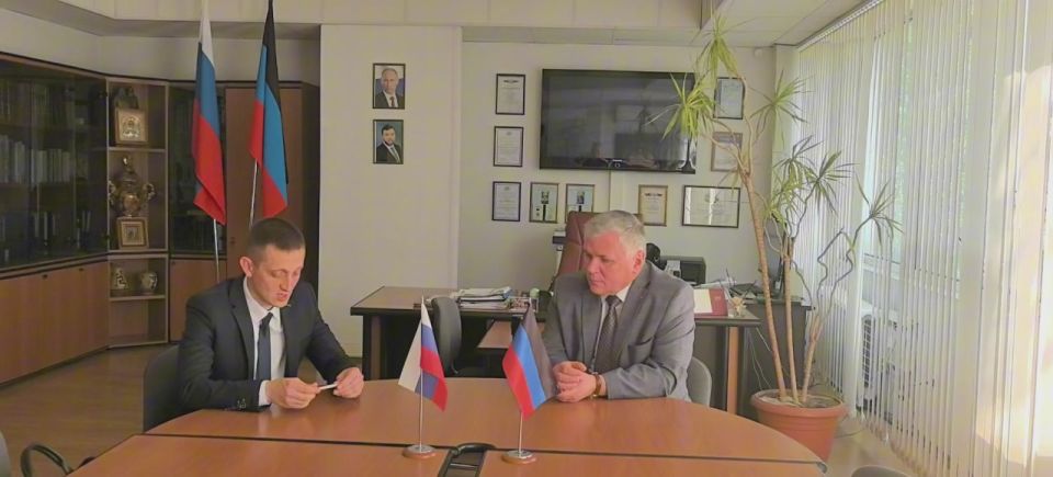Подписано соглашение о сотрудничестве между Минтрансом ДНР и ДОННАСА