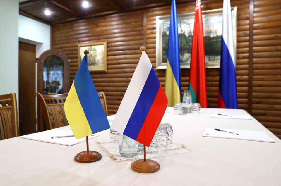 Никогда не обсуждалась: Кремль высказался о встрече Путина с Зеленским