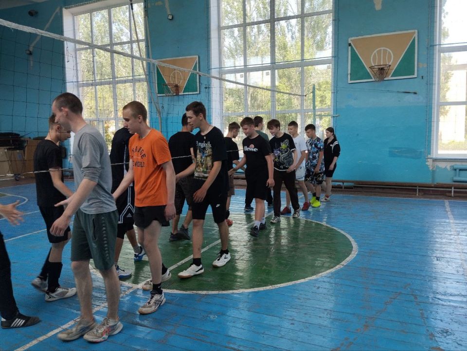 02.06.2025 в «ГБОУ «Школа № 18 Г.О. ТОРЕЗ» прошел турнир по волейболу среди обучающихся «ФОСЦ «АВАНГАРД» Г. ТОРЕЗА»