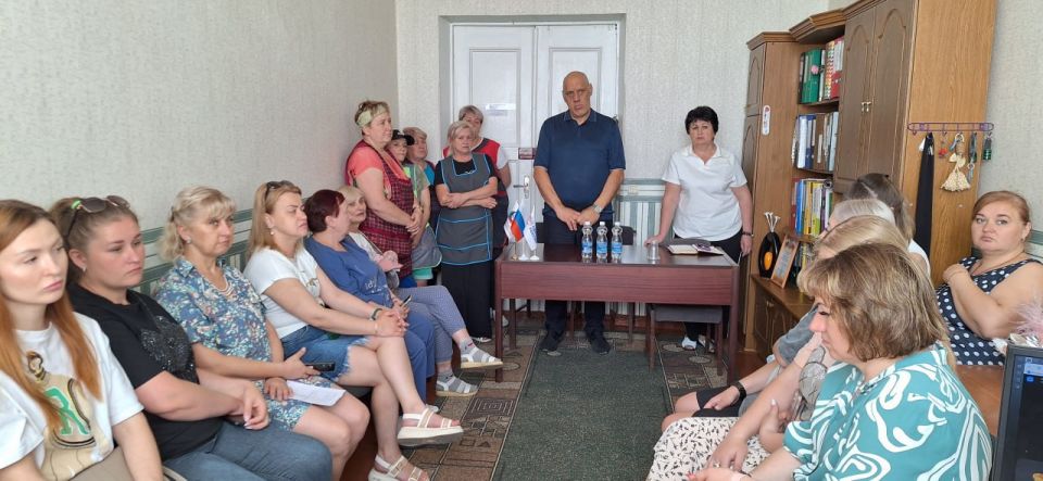 6 ���� ������������ ������ ���������� ���������������� ������ ����� �������� ������� ������� � �������� ����������� ���� ��������� ����� � 41 �.�. �������� ���. �� ������� ������ ������� ������� ����������� ����������...