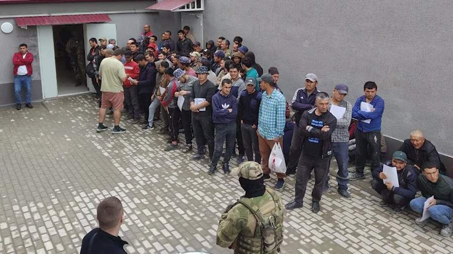 В Мариуполе обнаружили 39 нелегальных мигрантов