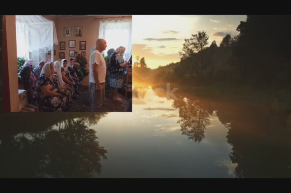 Всех православных христиан поздравляем с Днем Святой Троицы!