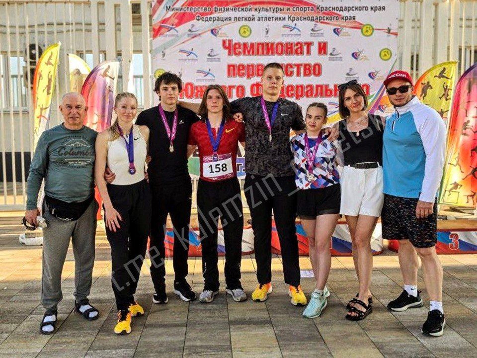 Алексей Кулемзин: Донецкие легкоатлеты блеснули на Чемпионате и Первенстве Южного федерального округа среди юниоров и юниорок U23, U20, U18 и U16, где участвовали 948 спортсменов из 10 регионов