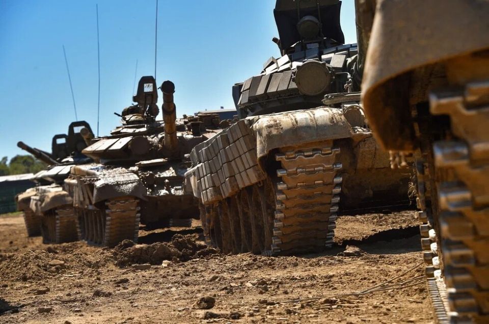 Российские военные взяли под контроль Зарю в ДНР