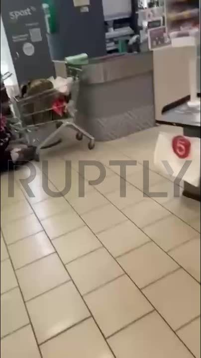 Дрон атаковал парковку «Пятерочки» в белгородском селе Никольское