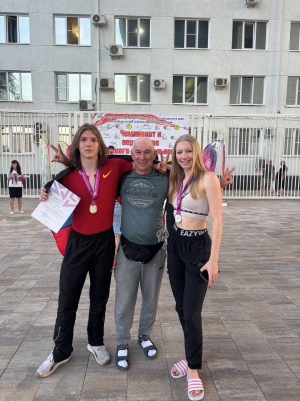 Юрий Мартынов: Второй день чемпионата и первенства Южного Федерального округа по лёгкой атлетике принес в копилку нашей сборной еще 9 медалей разного достоинства!