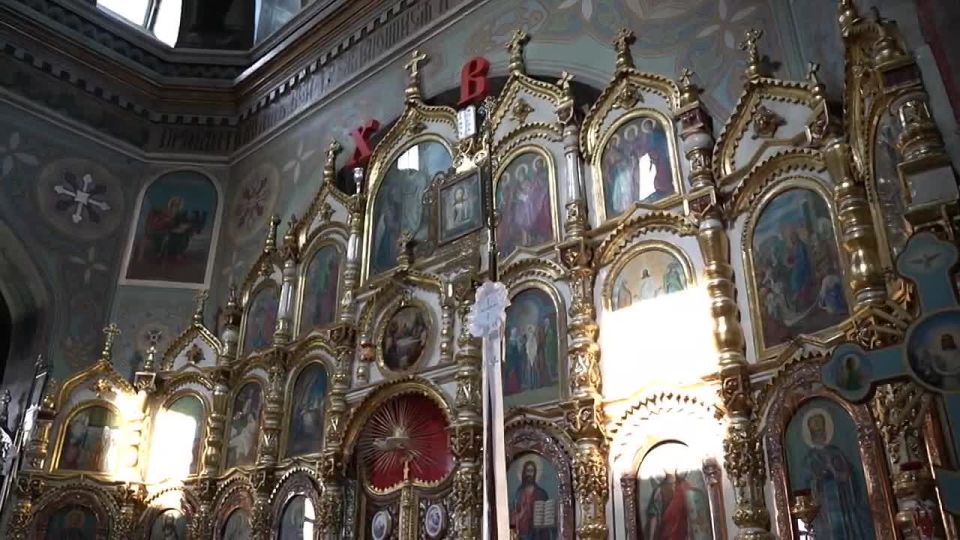 Кирилл Макаров: К празднику Святой Троицы. «Молодая Республика» подготовила специальный выпуск проекта #СЛОВО
